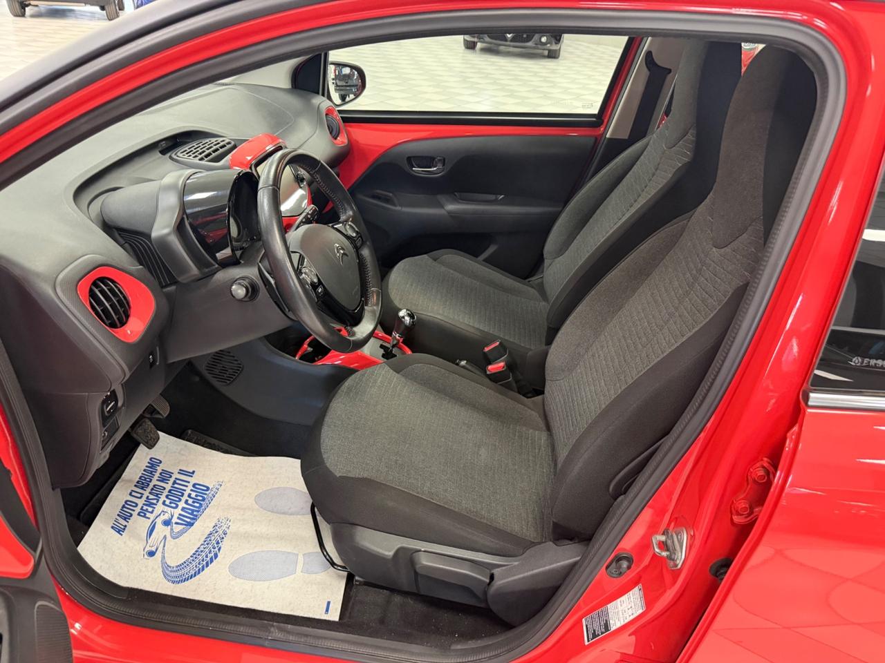 Citroen C1 VTi 68 ETG 5 porte Shine