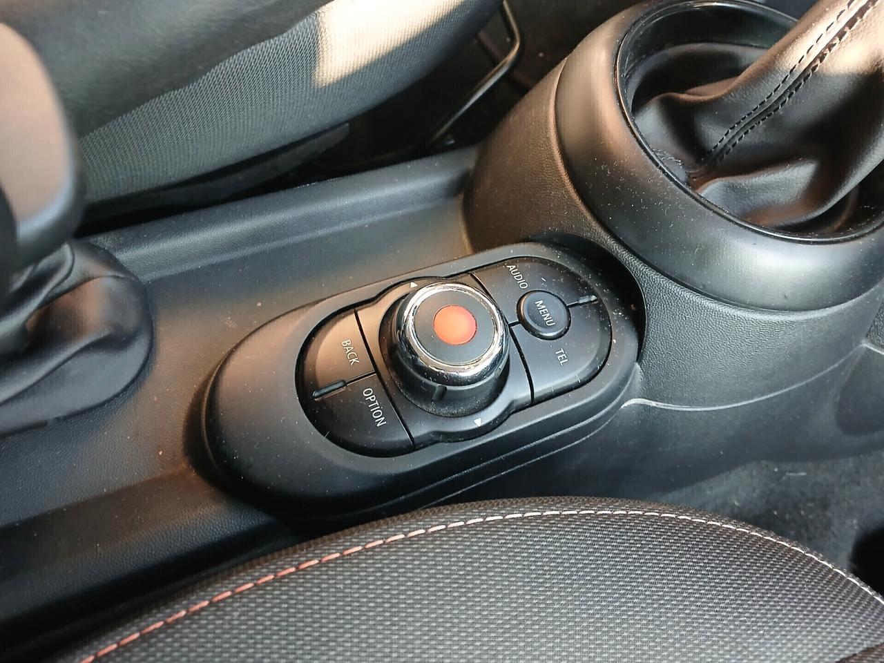 Mini 1.5 Cooper D 5 porte AUTOMATICO