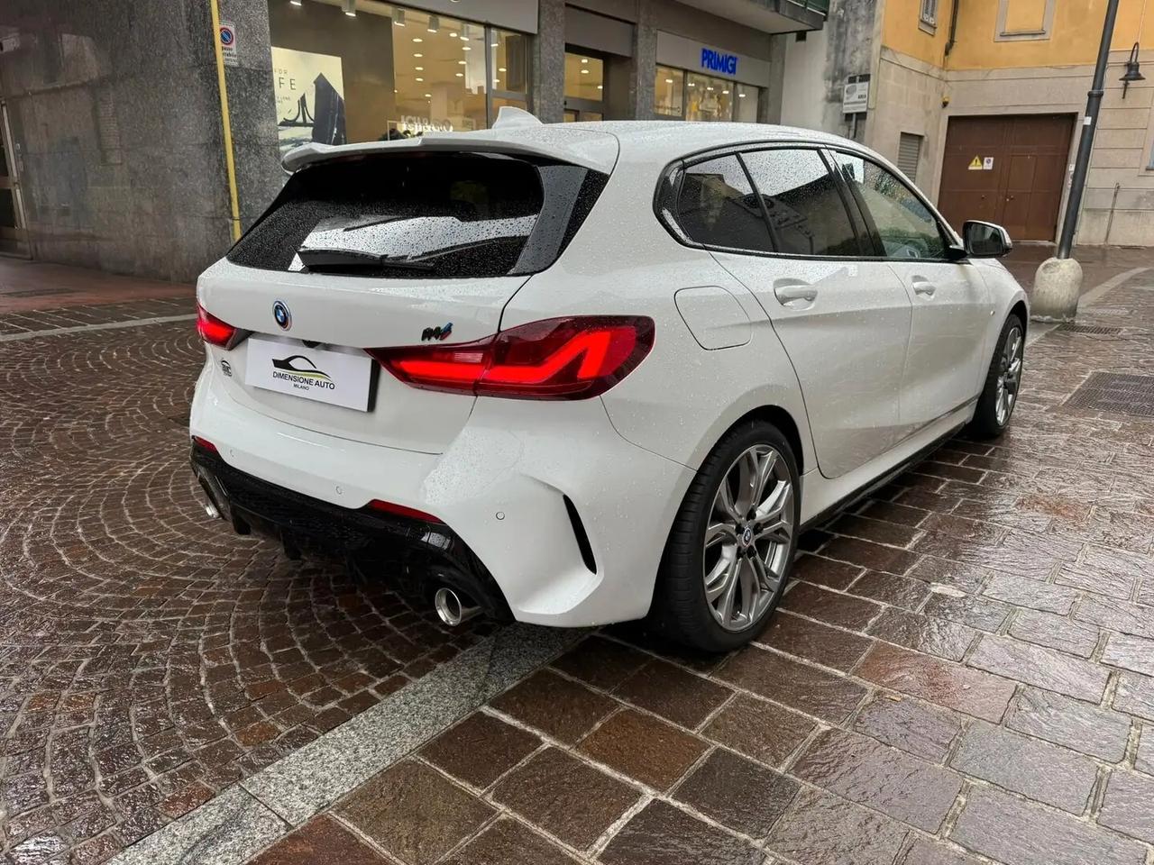 Bmw 116 116d 5p. Msport