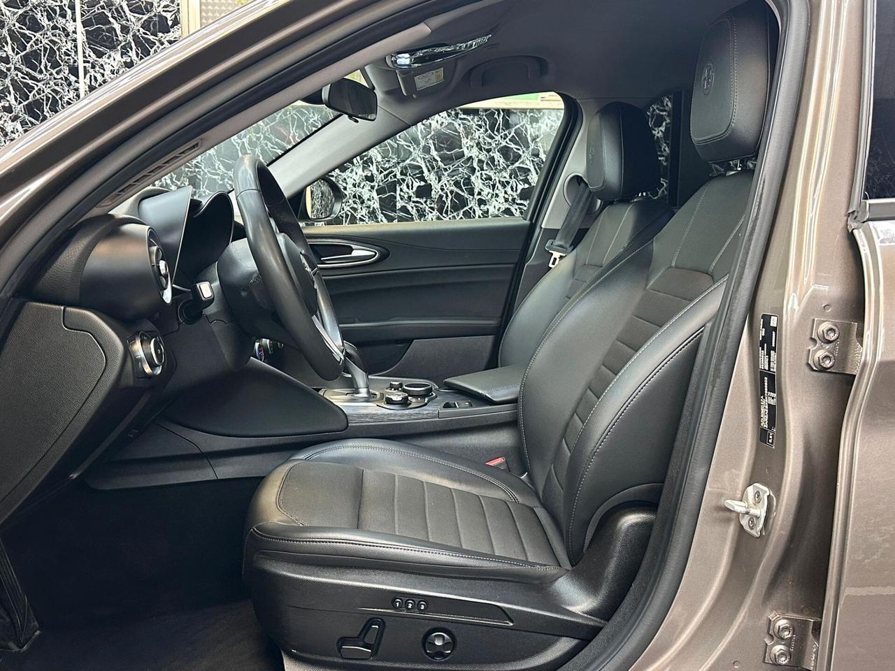 Alfa Romeo Giulia 2.2 Turbodiesel 180 CV AT8 Sport Edition