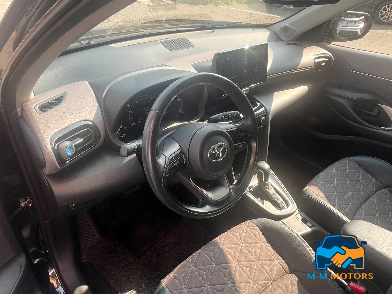 Toyota Yaris Cross 1.5h Lounge 116cv e-cvt