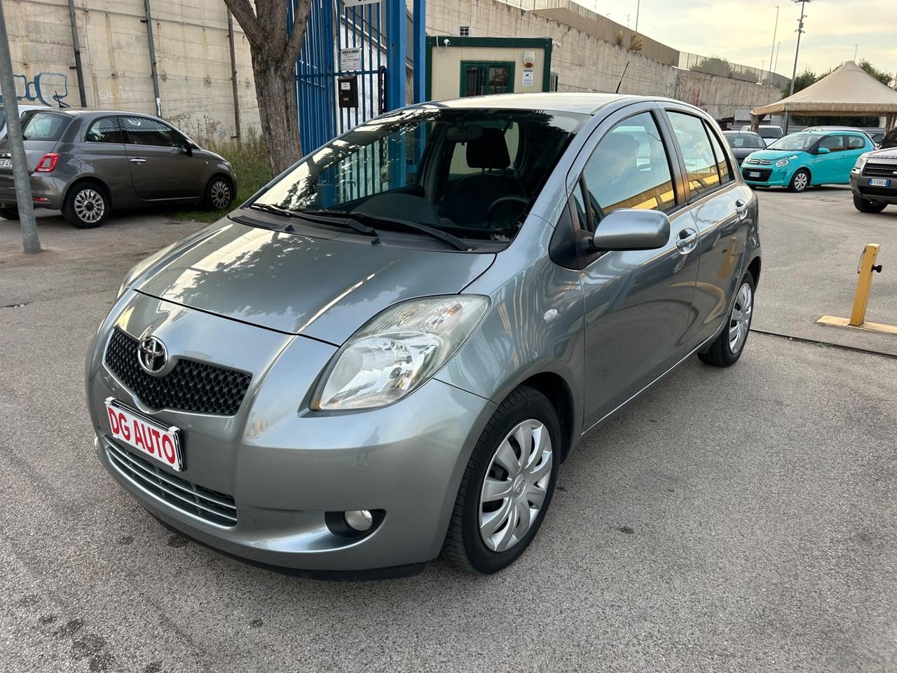 Toyota Yaris 1.4 diesel 90 cavalli 2007 automatica