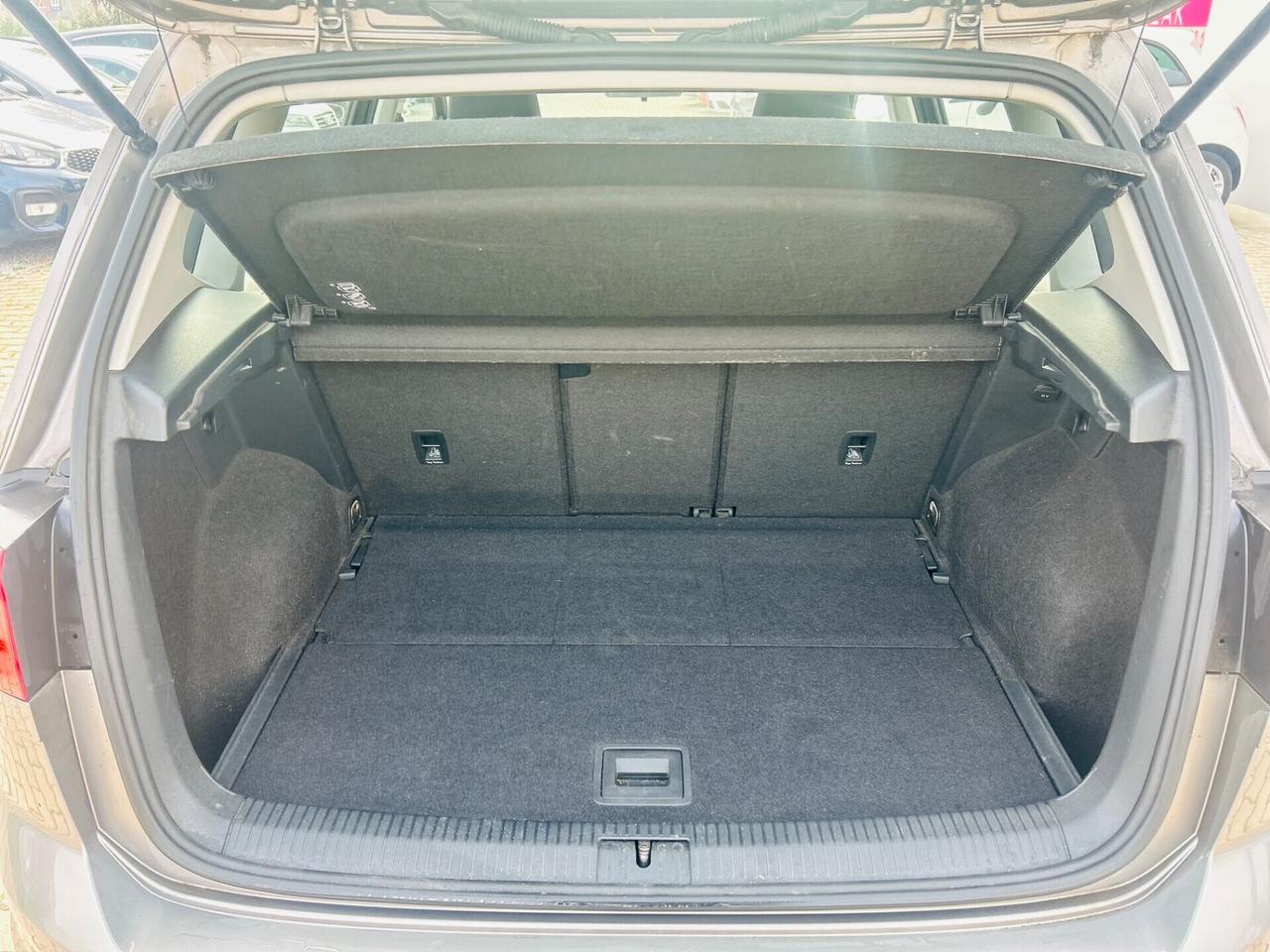 Volkswagen Golf Sportsvan Variant Business 1.6 TDI 110 CV DSG Highline BMT