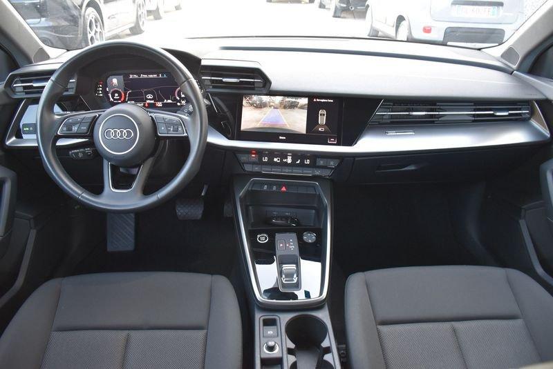 Audi A3 SPB 30 TDI S tronic Business *TELECAMERA, NAVI*