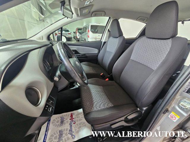 TOYOTA Yaris 1.0 5 porte Lounge