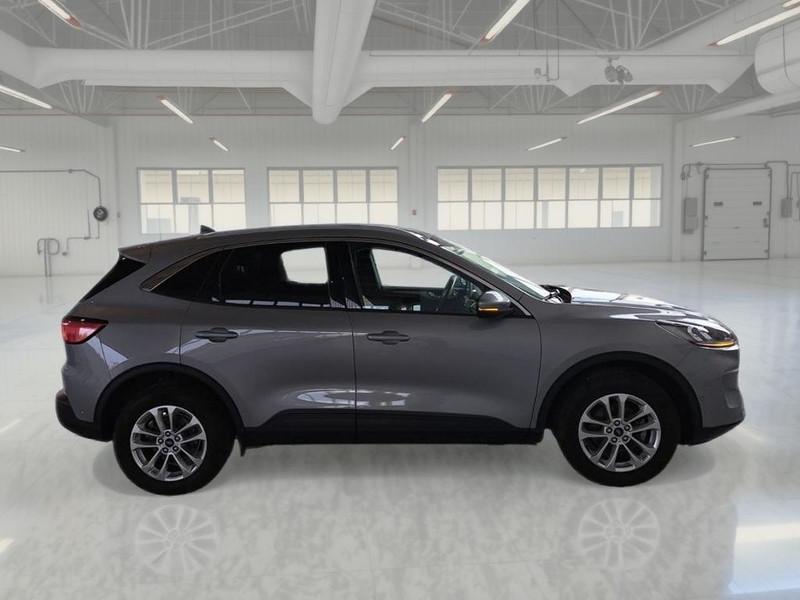 FORD KUGA 2.5 BENZINA FHEV 152 CV 2WD TITANIUM BUSINESS AUTO SUV