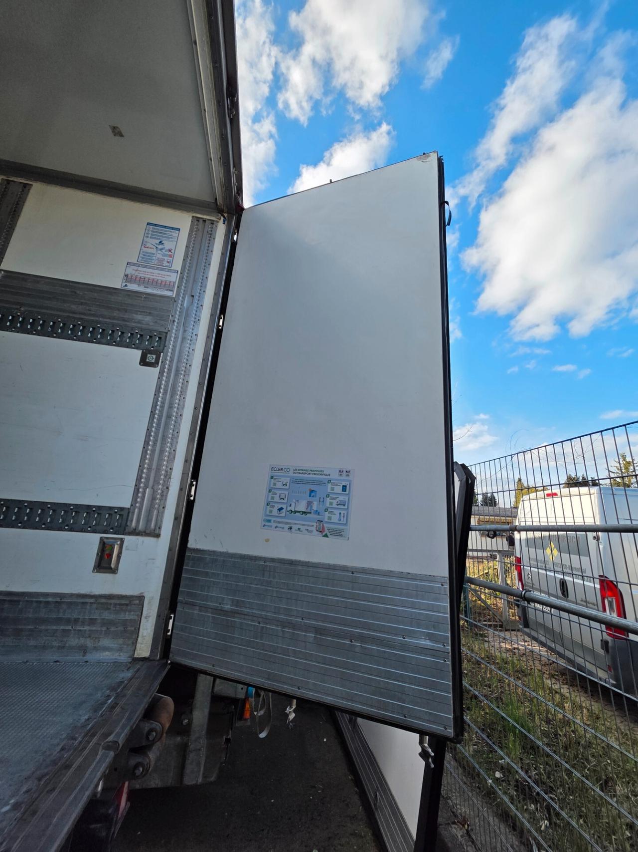 SEMIRIMORCHIO FRIGO FRUEHAUF 2013 (ATP FRC 3 ANNI)