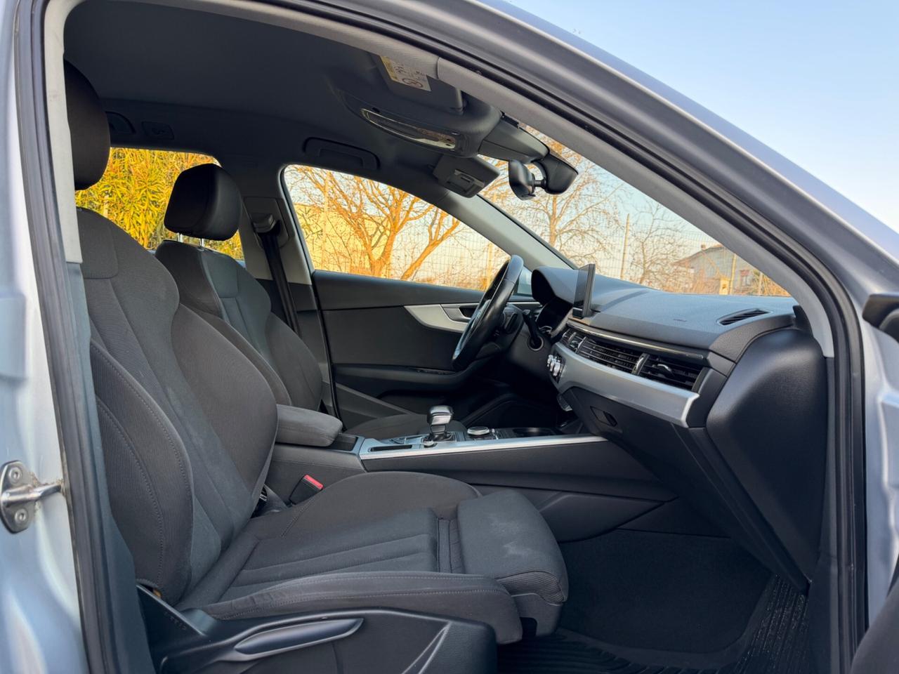 Audi A4 2.0 TDI 150 CV S tronic Sport
