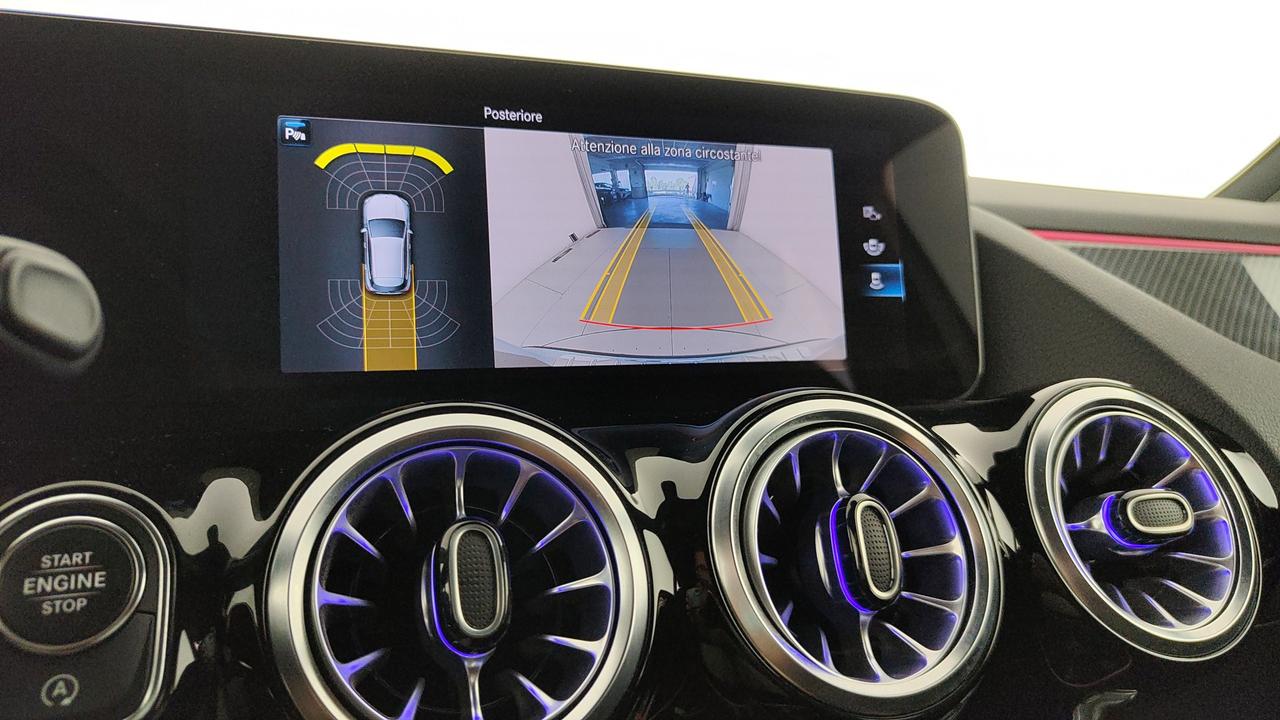 Mercedes-Benz GLA 180 d Premium auto