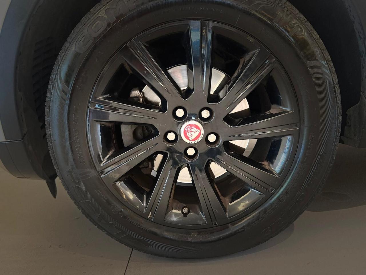 Jaguar E-Pace 2.0D 150 CV R-Dynamic