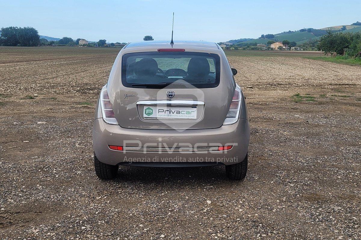 LANCIA Ypsilon 1.2 Oro