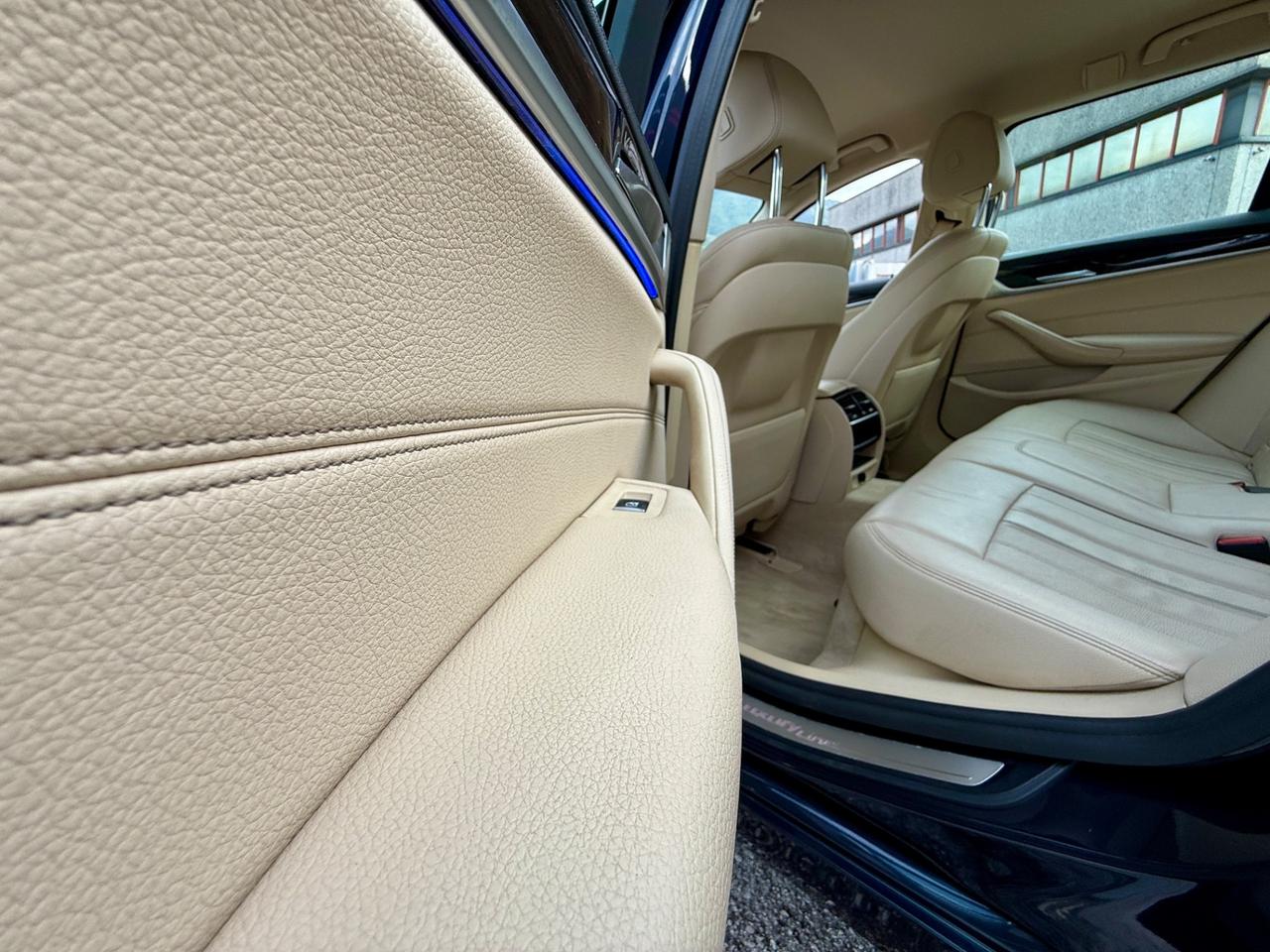 BMW 520d aut. Touring Luxury 2018 G31 GARANZIA 12MESI
