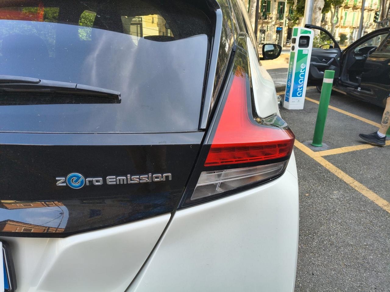Nissan Leaf ELECTRIC 220 122PPM 62KWH BATTERIA-DI-PROPRIETA 3-ZERO E-PLUS LIMITED EDITION AUTOMATICA