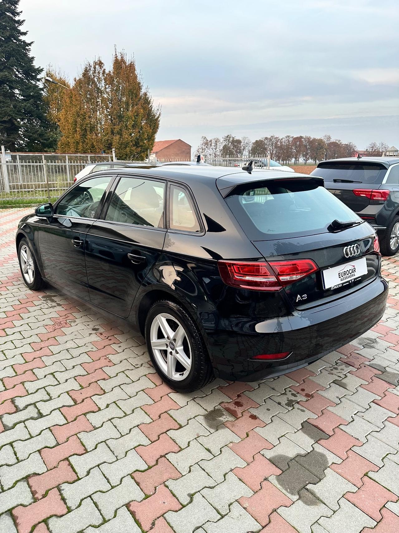 Audi A3 SPB 30 g-tron S tronic Business