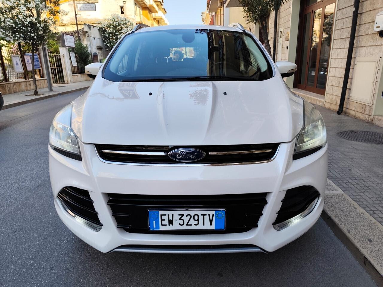 Ford Kuga 2.0 TDCI 163CV 4WD Powershift Titanium