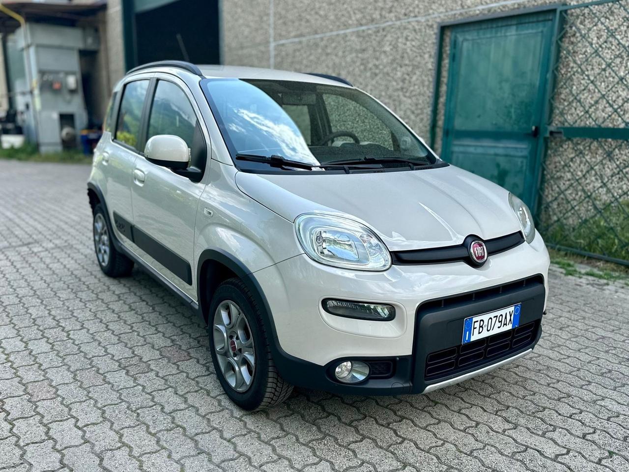 Fiat Panda 1.3 MJT 4x4. 75cv