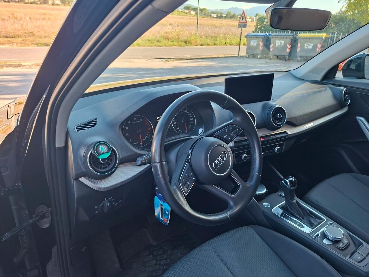 Audi Q2 35 TFSI S line Edition