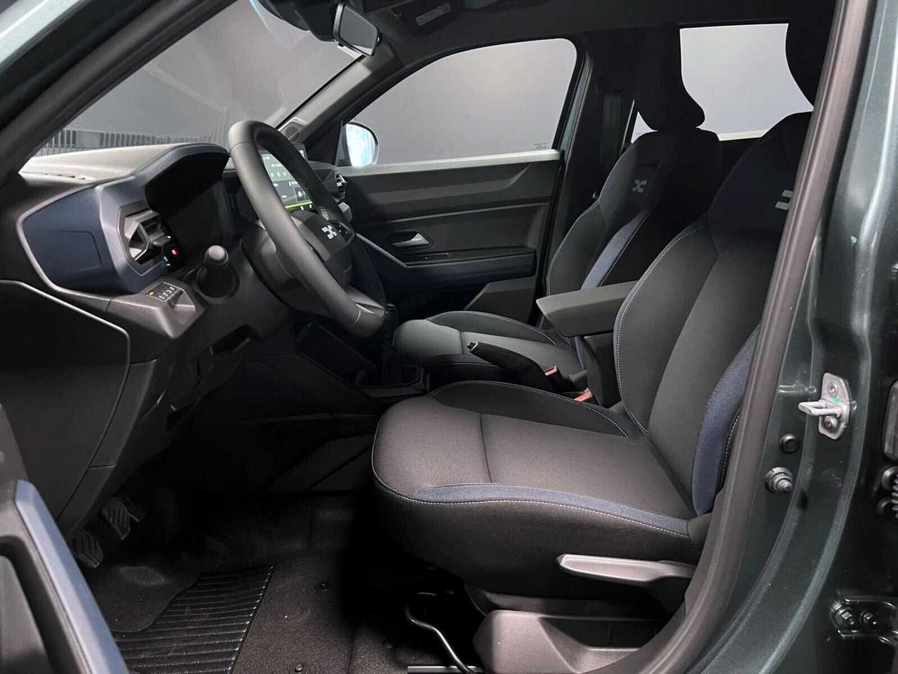 DACIA DUSTER TCE 130 CV MHEV 4x4 EXPRESSION KM0