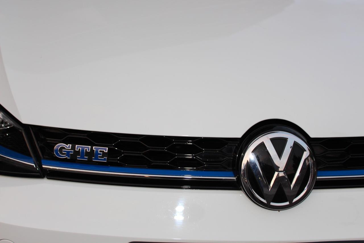 Volkswagen Golf GTE 150 CV