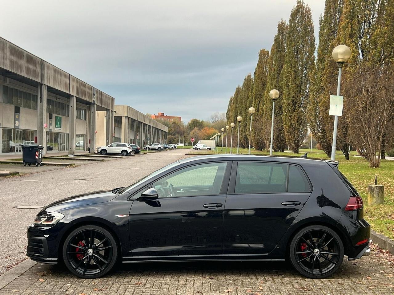 Volkswagen Golf GTI Performance 2.0 230 CV TSI DSG