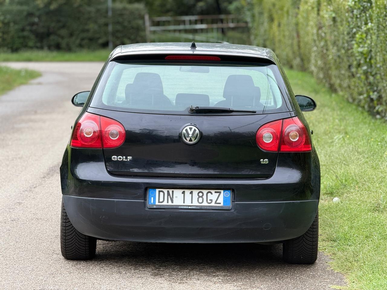 Volkswagen Golf 1.6 5p. United