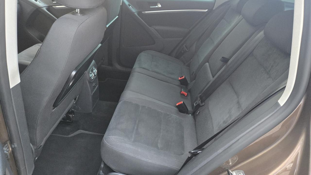 Volkswagen Tiguan 2.0 TDI 140 CV 4MOTION Gancio Tr