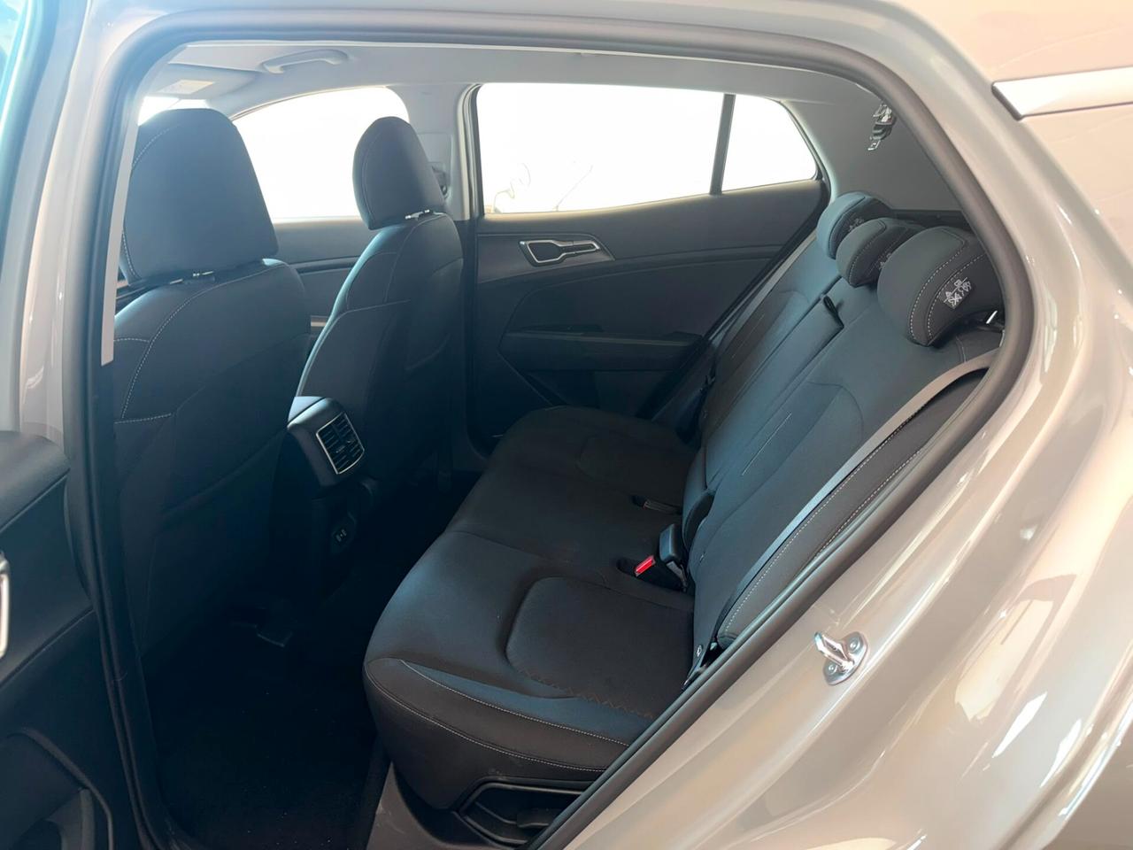 Kia Sportage 1.6 CRDi MHEV Business