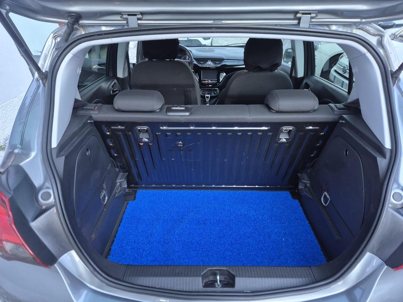 Opel Corsa 1.3 DIESEL - CAMBIO AUTOMATICO