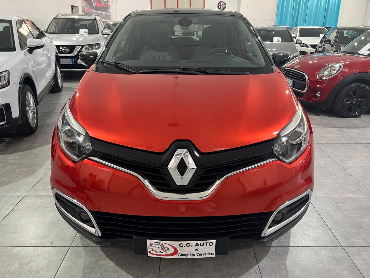 Renault Captur 1.5 90 CV - Energy Iconic - 2016
