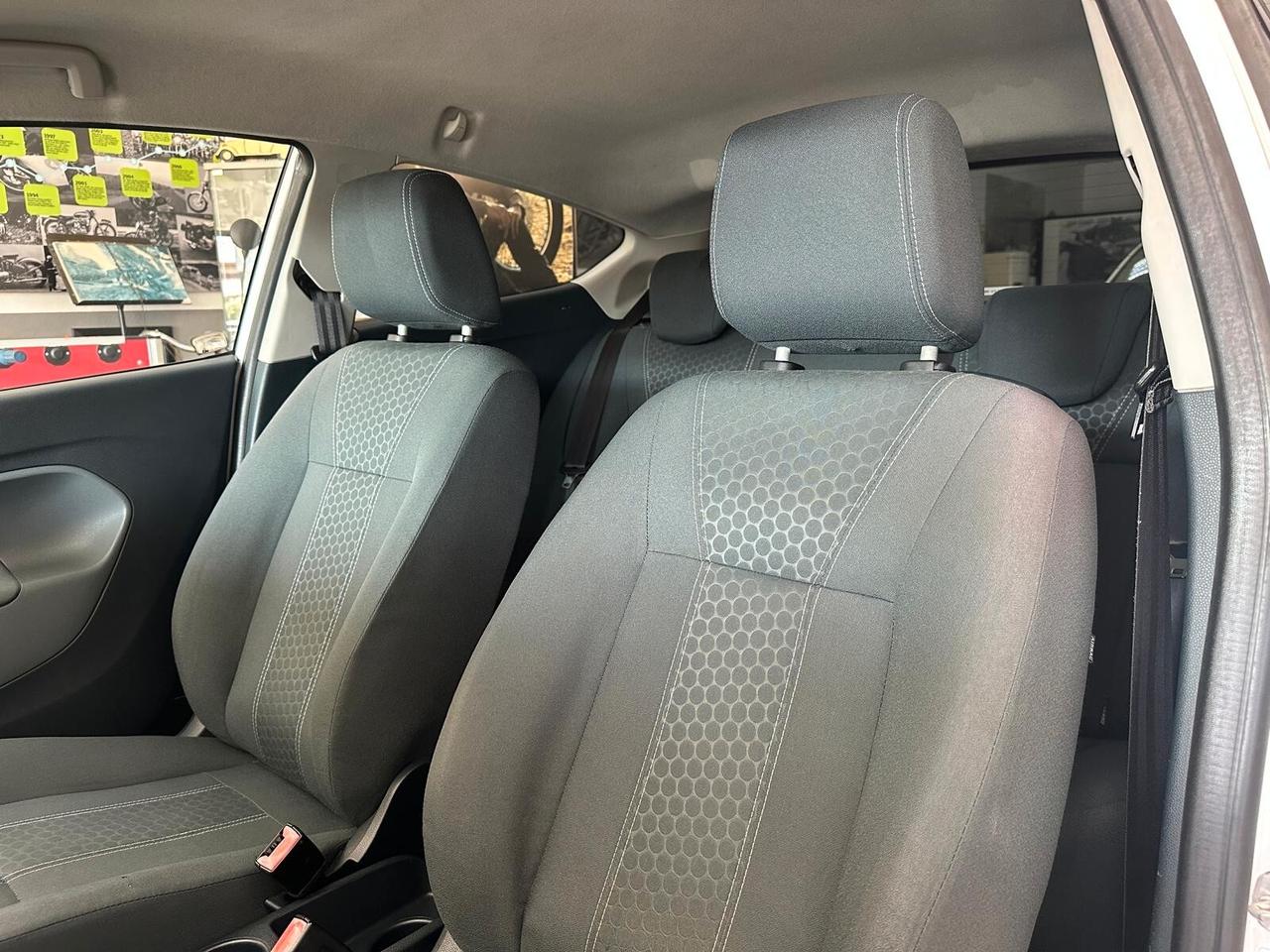 Ford Fiesta 1.4 TDCi 70CV 3 porte Titanium TENUTA BENISSIMO