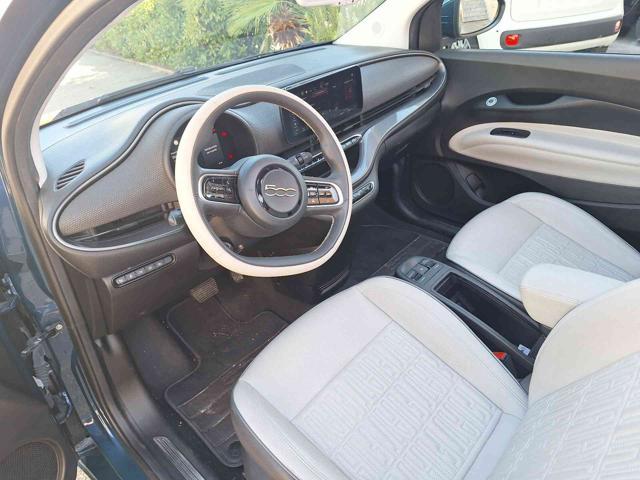 FIAT 500e Cabrio 42 kWh La Prima