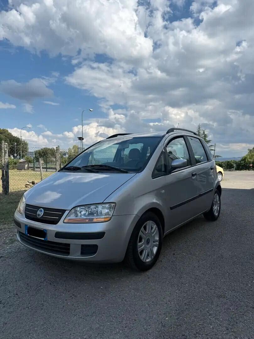 Fiat Idea 1.3 Multijet Emotion