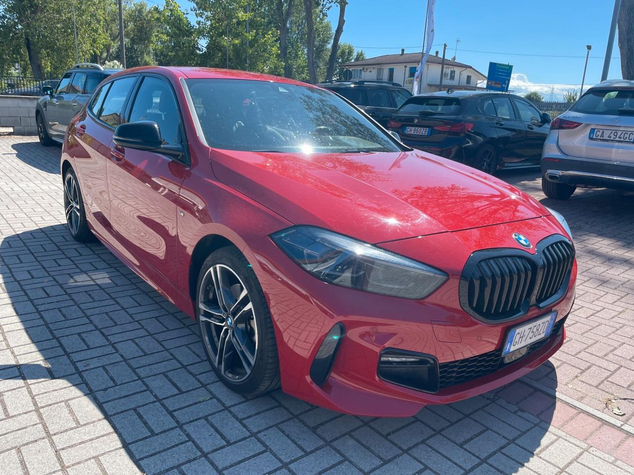 Bmw 116 116d 5p. Msport