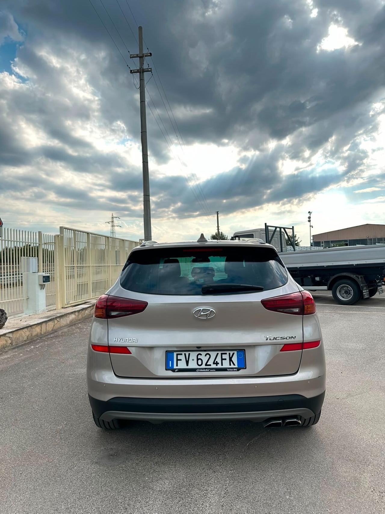 HYUNDAI TUCSON 1.6 CRDi Exellence