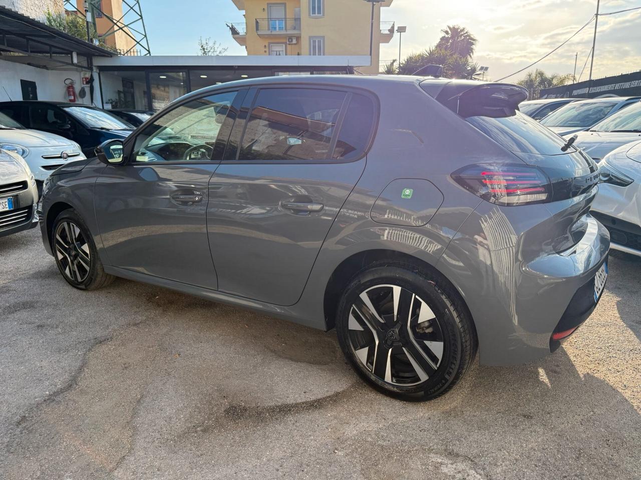 PEUGEOT 208 2025 1.2 BENZINA S&S 101CV ALLURE