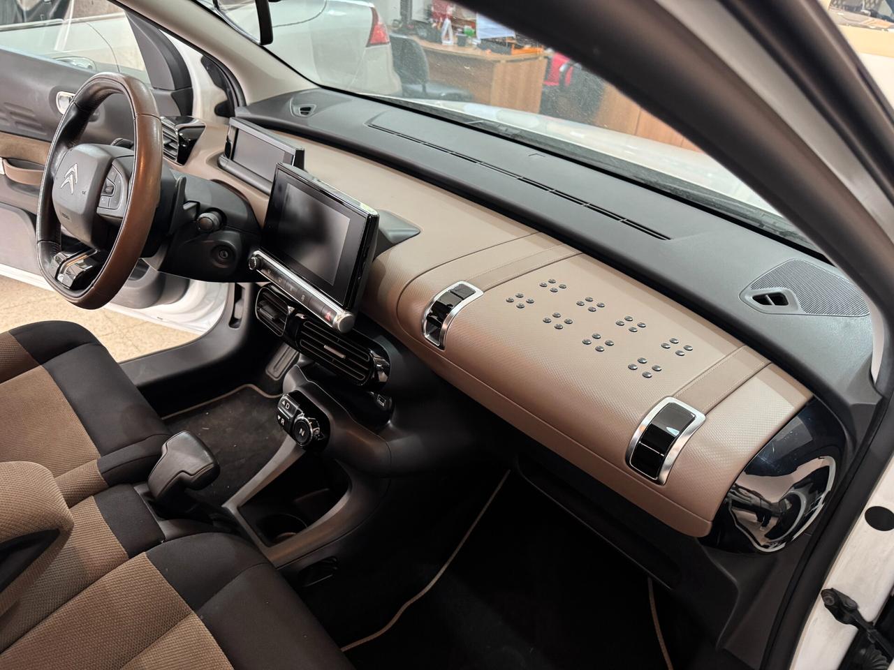 Citroen C4 Cactus BlueHDi 100 cv. Autom. Shine OK NEOPATENTATI