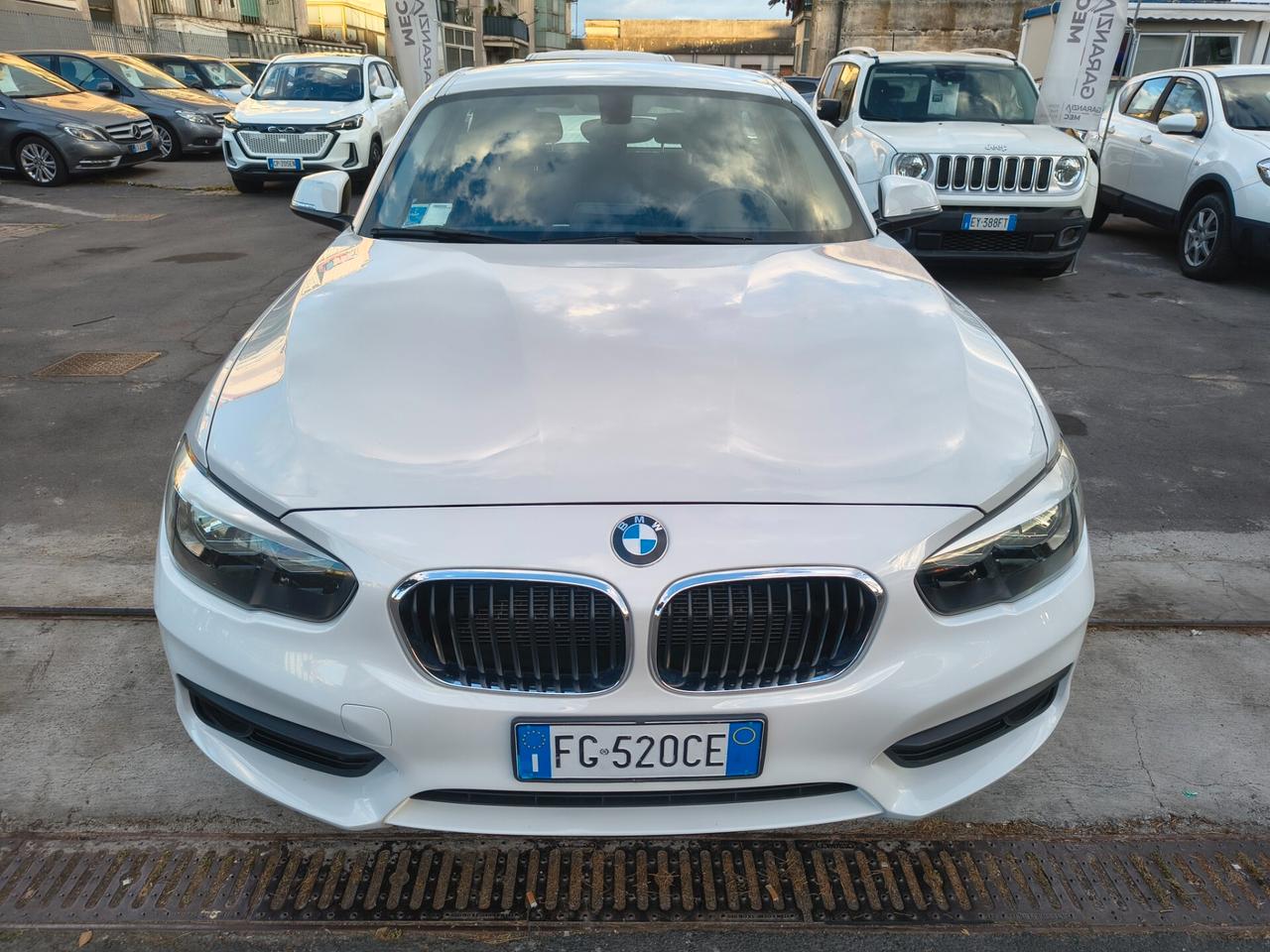 BMW SERIE 1 116 DIESEL SPORT 130.000 KM 2016