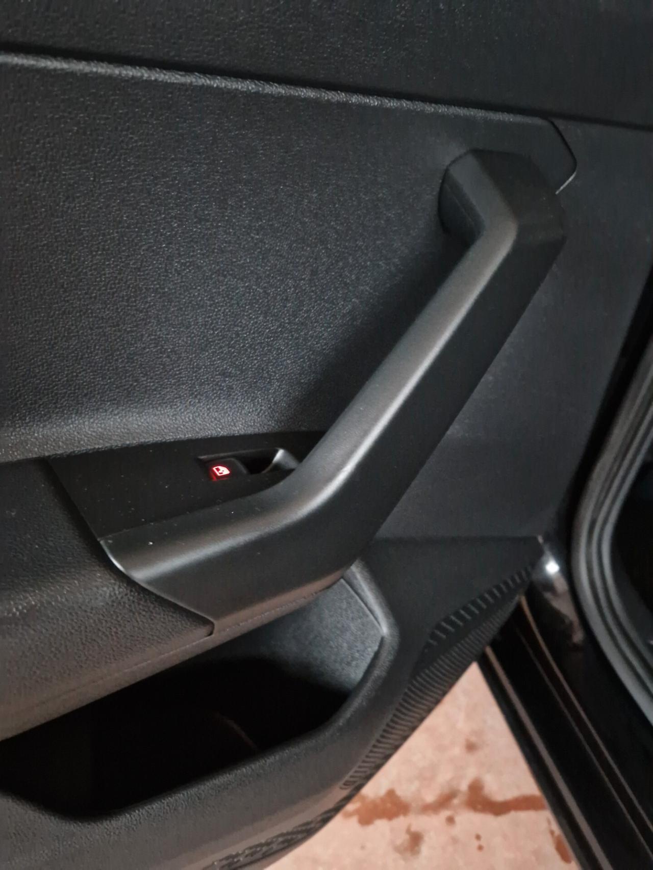 Volkswagen Polo 1.0 Metano