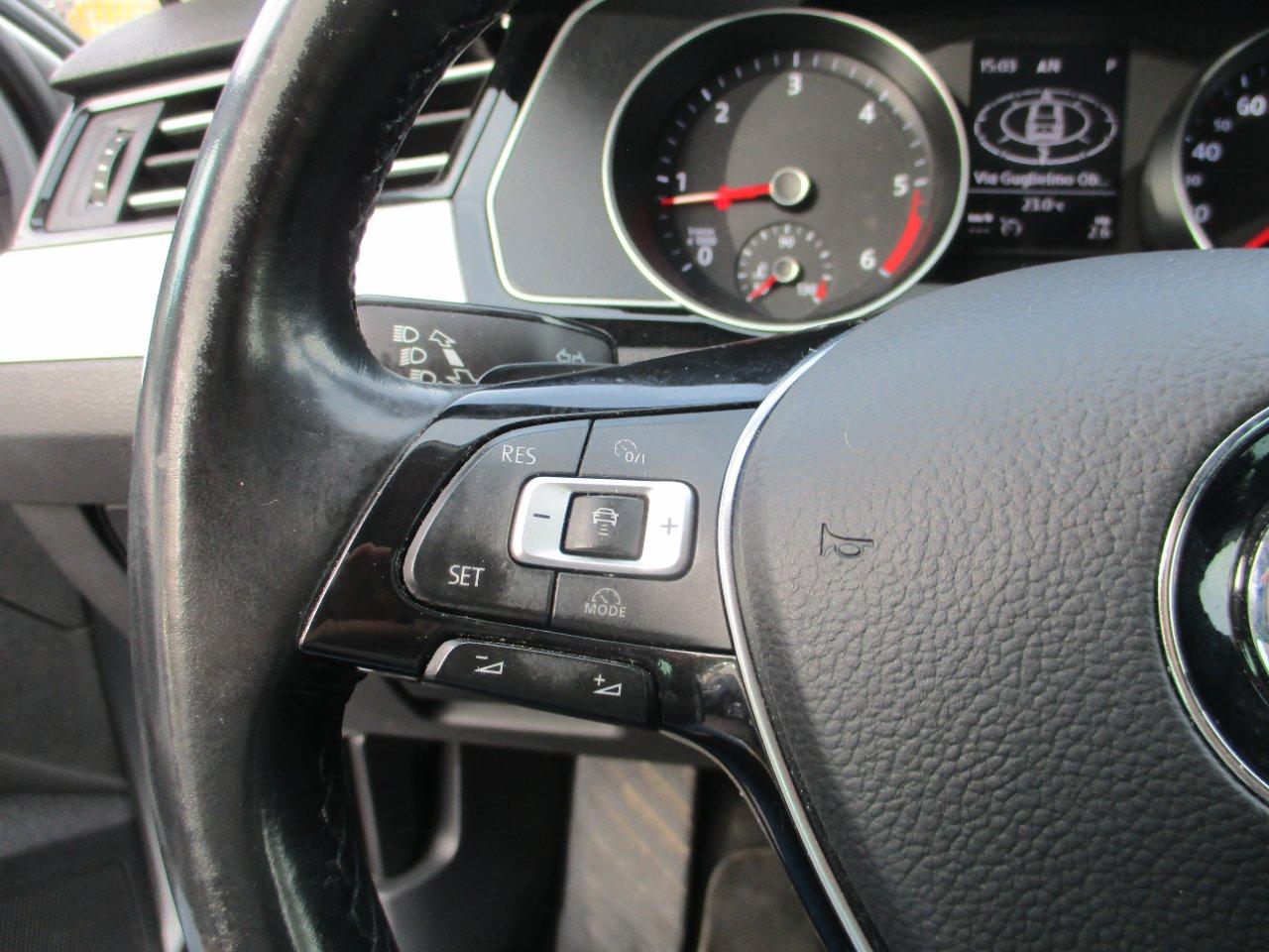 Volkswagen Passat Variant 2.0 tdi Business 150cv dsg NAVI/ACC/SediliRisc