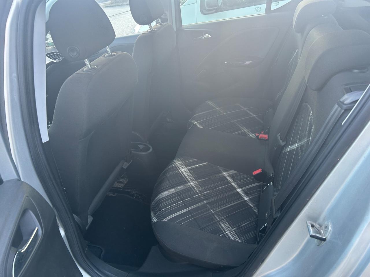 Opel Corsa 1.4 90CV GPL Tech 5 porte Advance