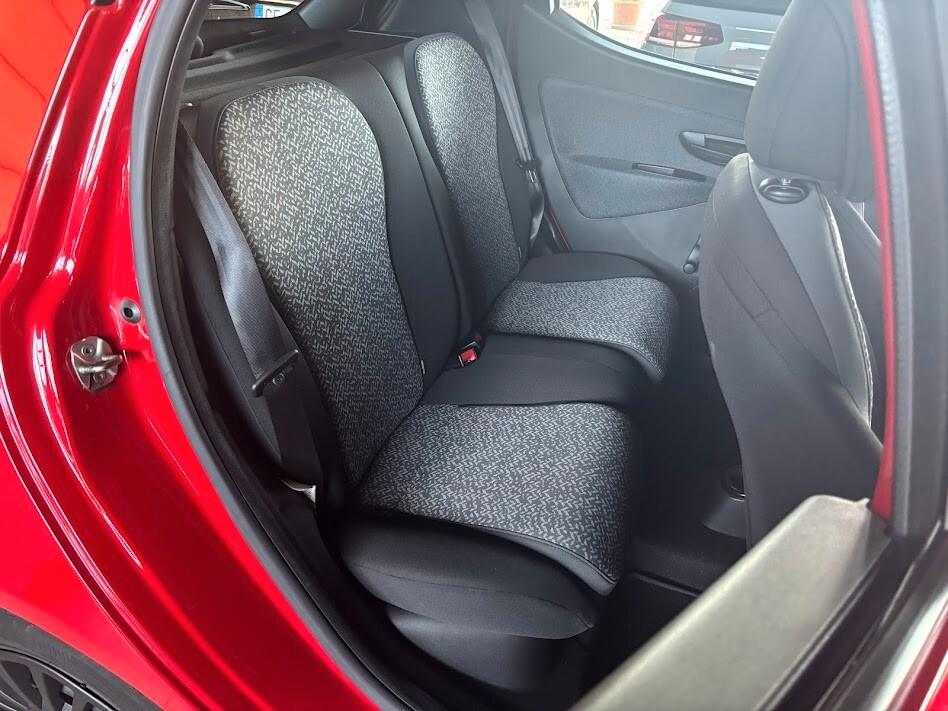 Lancia Ypsilon 1.0 Hybrid 50.000km NEOPATENTATI