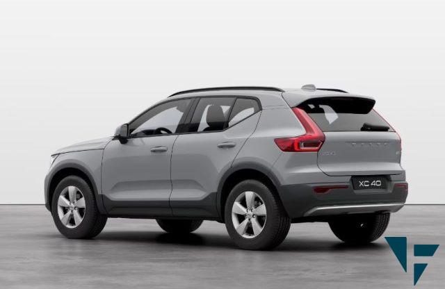 VOLVO XC40 B3 automatico Essential