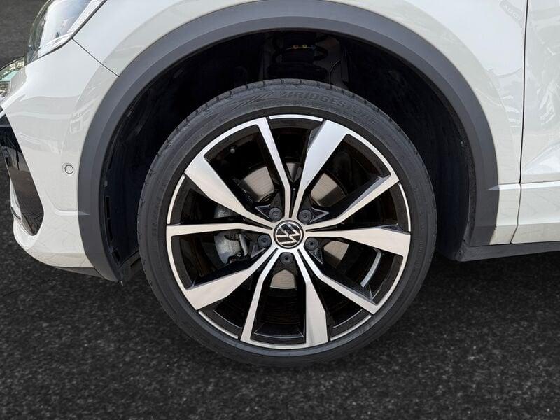 Volkswagen T-Roc 1.0 TSI R-LINE 110 CV