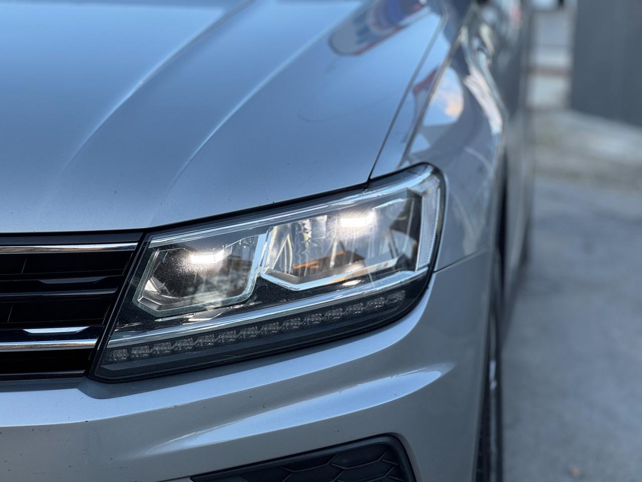 VOLKSWAGEN TIGUAN 2.0 TDI 150 CV SPORT DSG FULL IVA