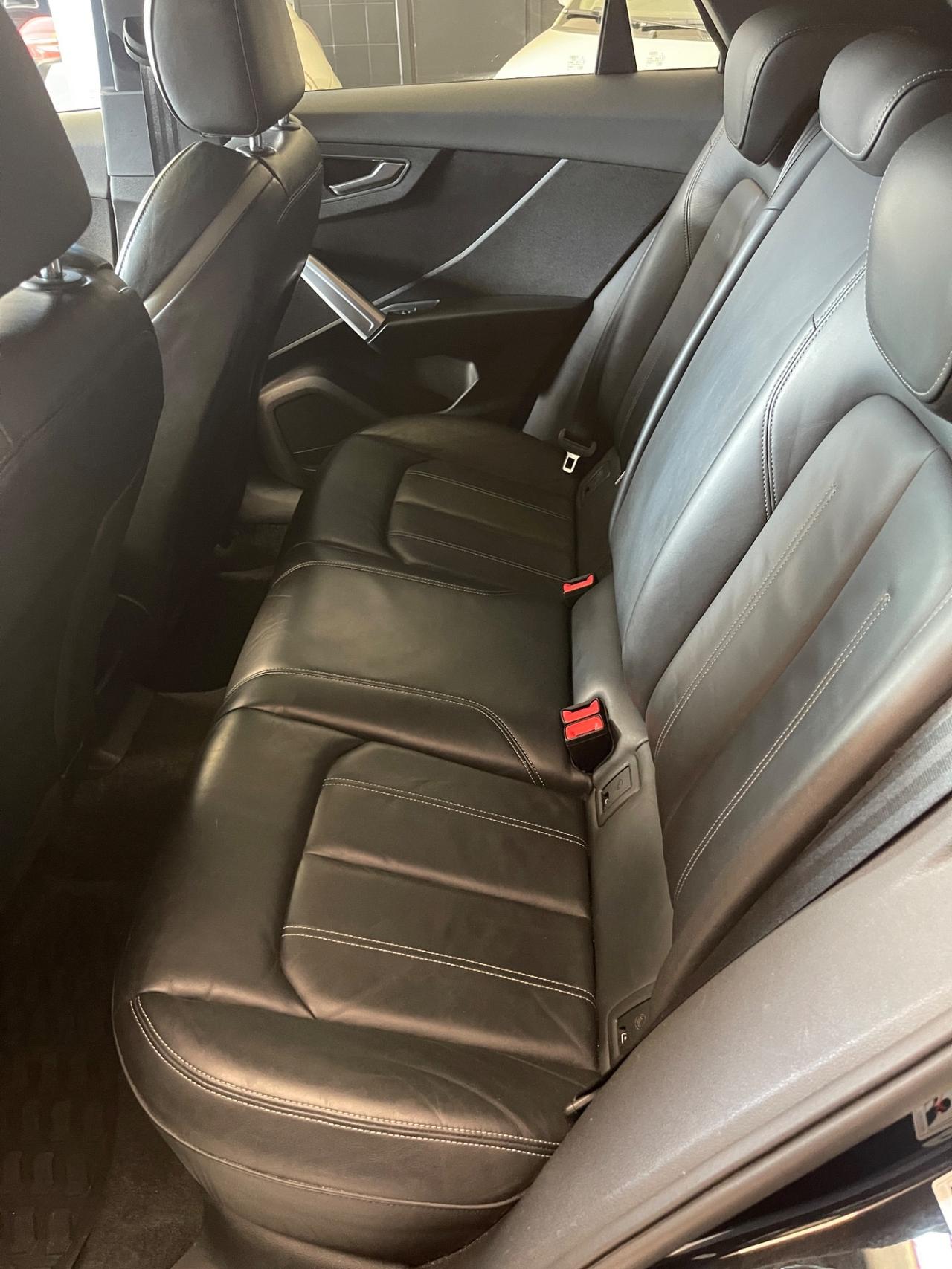 Audi Q2 30 TDI S line Edition