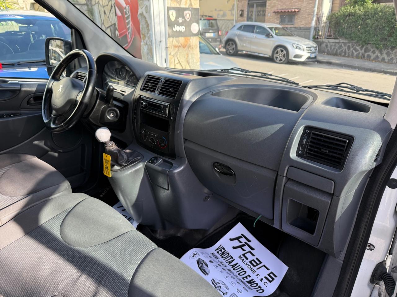 Peugeot Expert 2.0 HDi 130 cv maxi Multijet