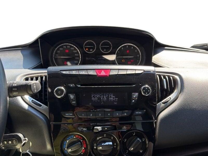 Lancia Ypsilon Ypsilon 1.2 Gold 69cv