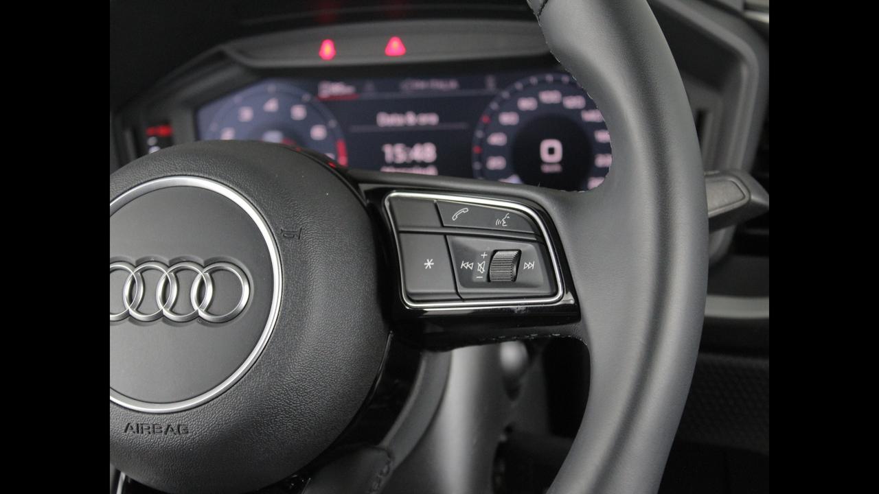 AUDI A1 II 2019 Sportback - A1 Sportback 25 1.0 tfsi s-tronic