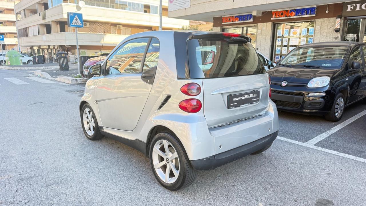 Smart ForTwo 1000 52 kW coupé passion LELED NAVI CERCHI 15