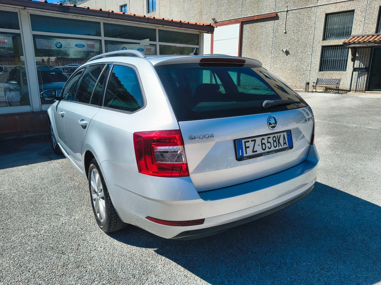 SKODA OCTAVIA 1.6 TDI SCR WAGON EXECUTIVE